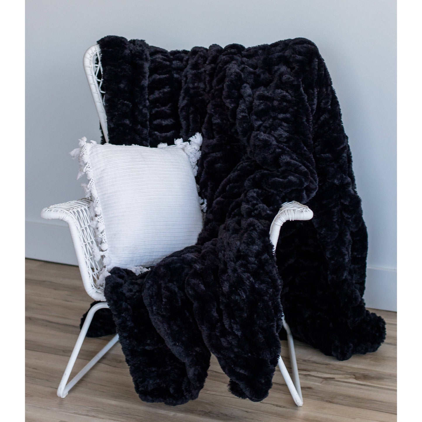 Jaguar Black Chic Blanket - Minky Designs