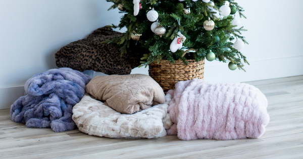 The Ultimate Gift-Giving Guide: Why a Minky Blanket from Minky Designs is the Perfect Gift