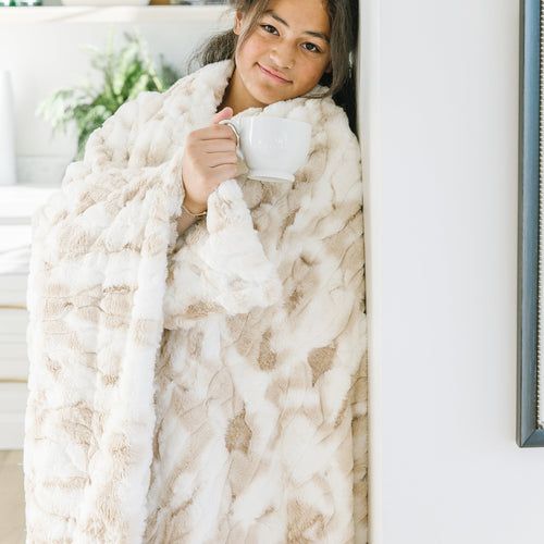 Crème Brûlée Posh Blanket - Minky Designs